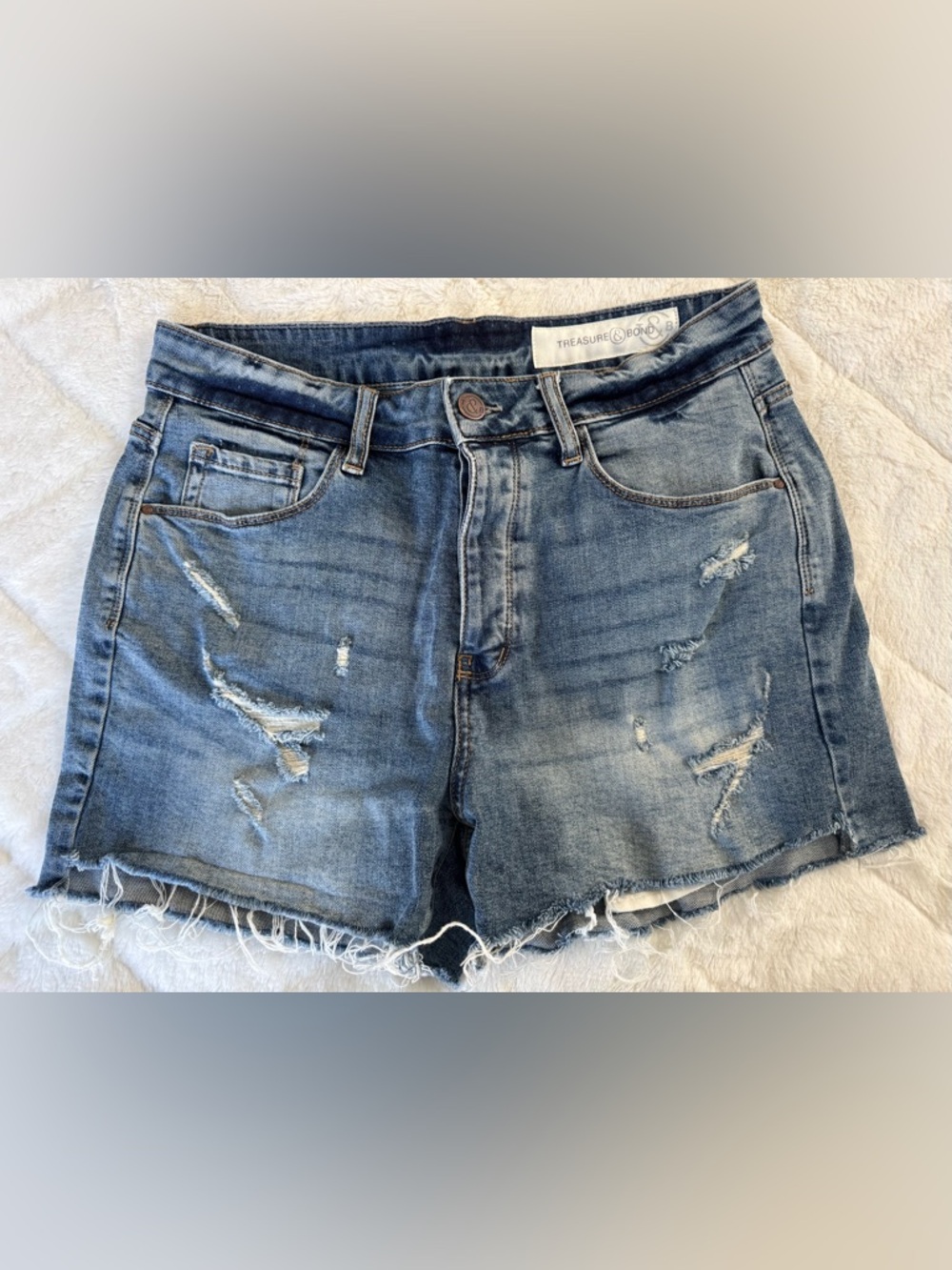 Treasure & Bond Foster High Rise Boyfriend Shorts